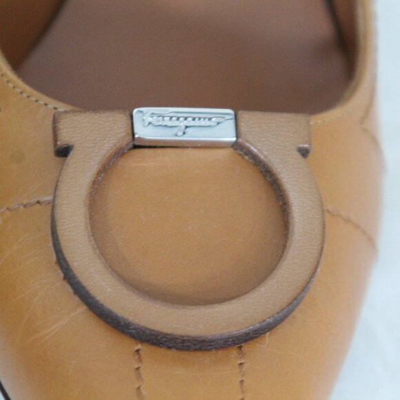 Salvatore Ferragamo Cheyenne Natural Calf Heels 9.5B w/ Box Y2K - Picture 5 of 12